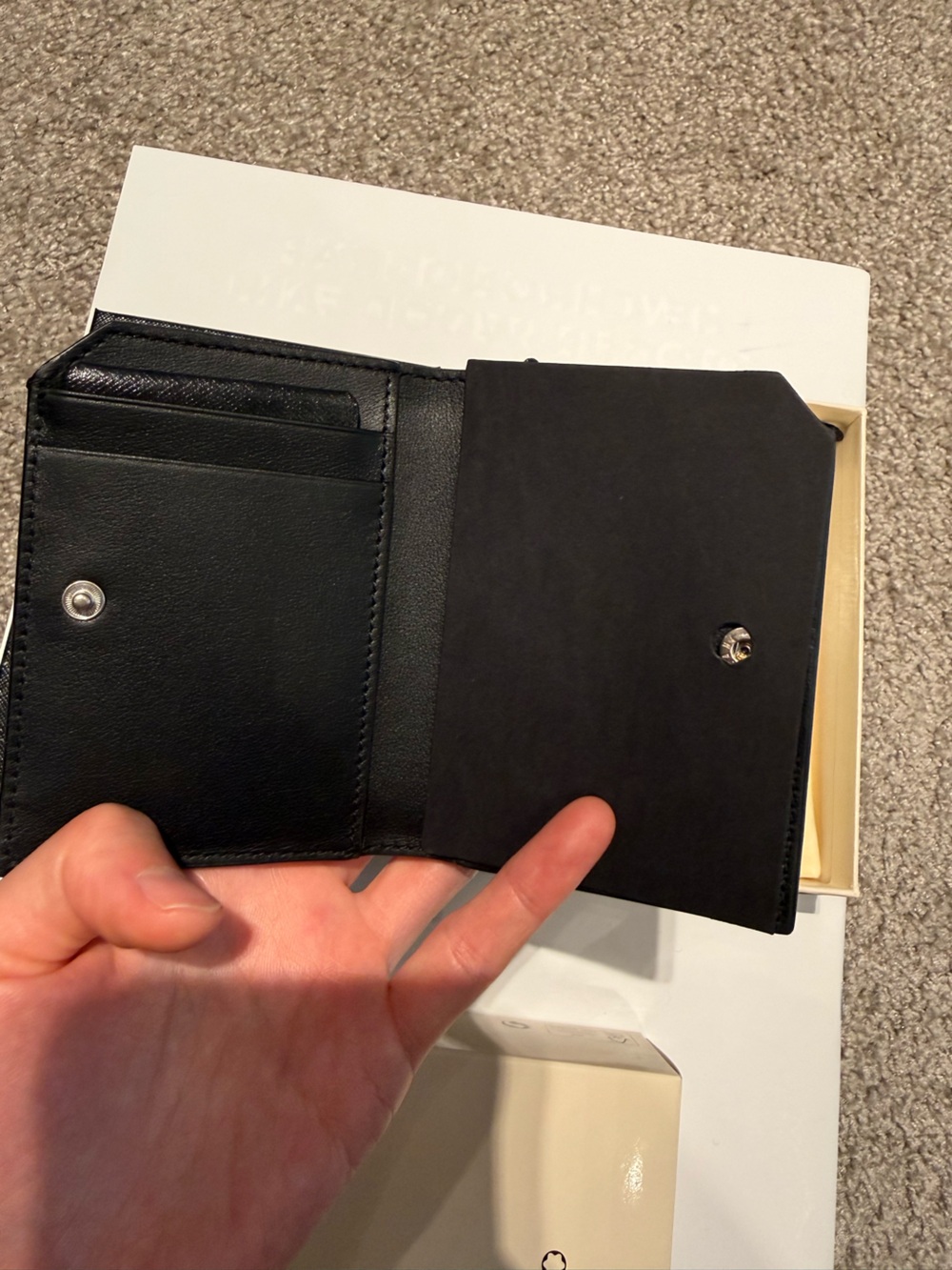 BNIB Montblanc Meisterstück Black Leather
Mini Wallet/ Full Set - Picture 6 of 14